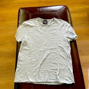Abercrombie and Fitch T-shirt size large